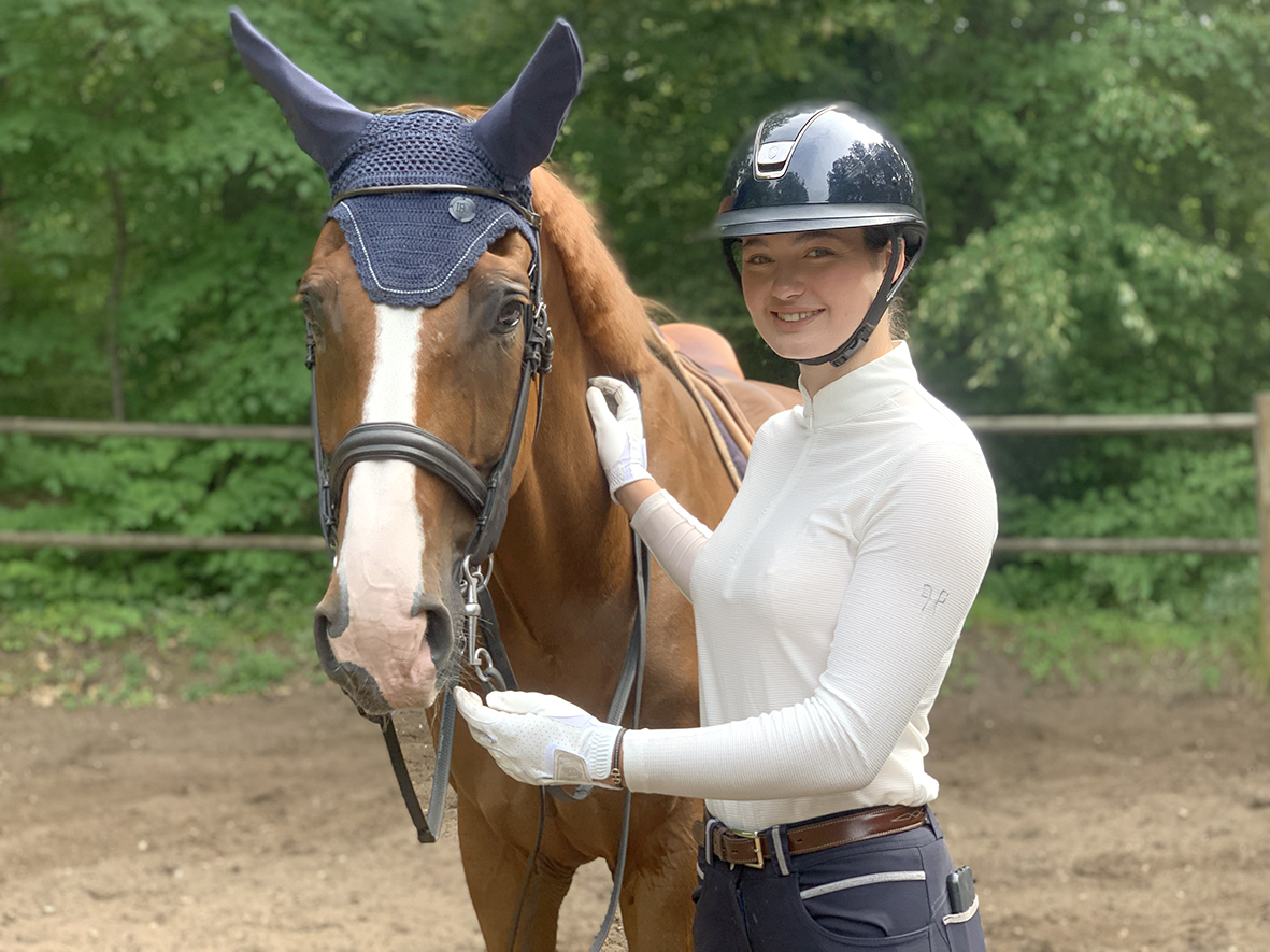 Équitation | Anne-Louise Bertagne et Vivaldi dansent pour la France à  Pilisjászfalu | Action agricole Picarde