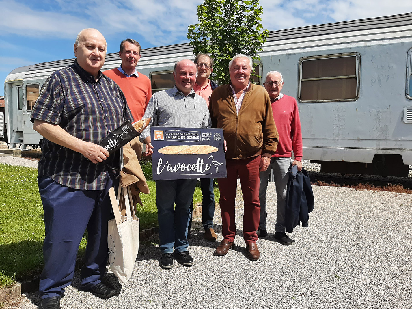 Fondateurs de la démarche et acteurs actuels se sont réunis début de semaine à Saint-Valéry-sur-Somme pour fêter les vingt ans de L’Avocette. 