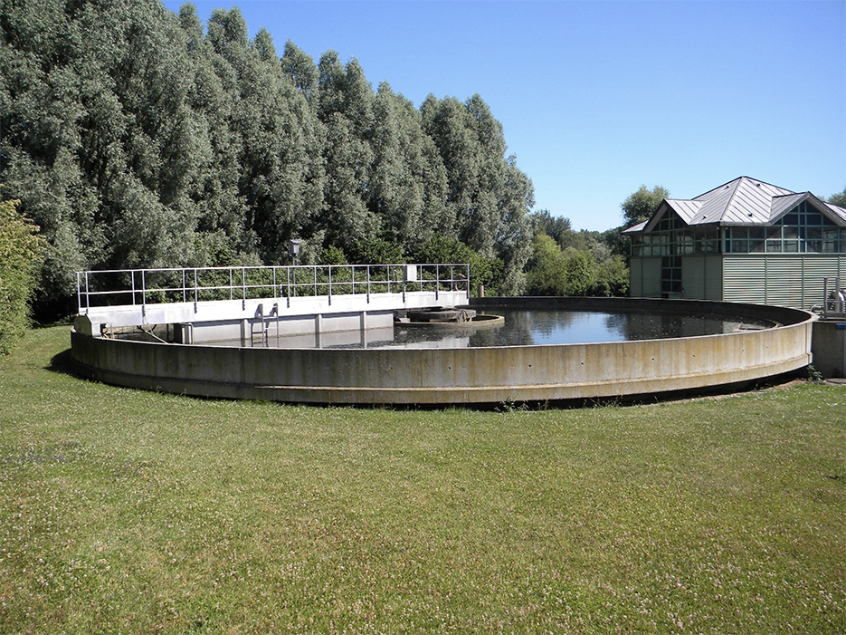 Station d’épuration de Ham qui traite la pollution organique et azotée (1 300 m3/j).