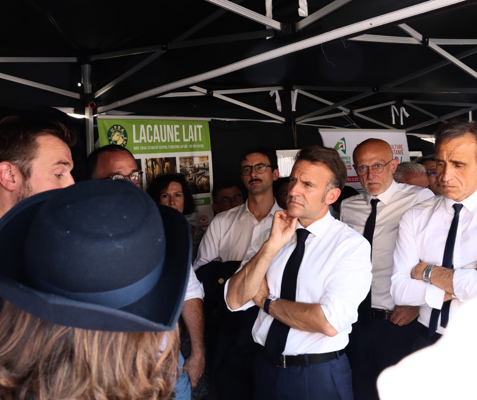 loup Macron Aveyron régulation