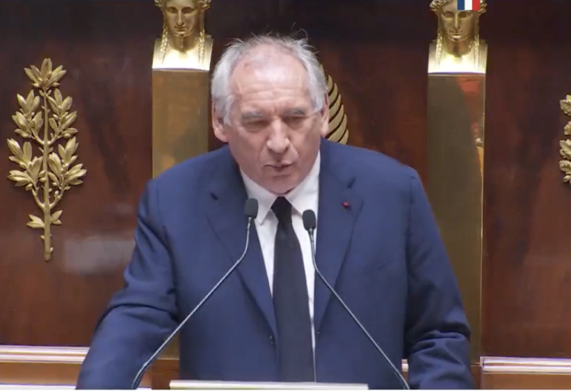 François Bayrou vote de confiance gouvernement Assemblée nationale députés 