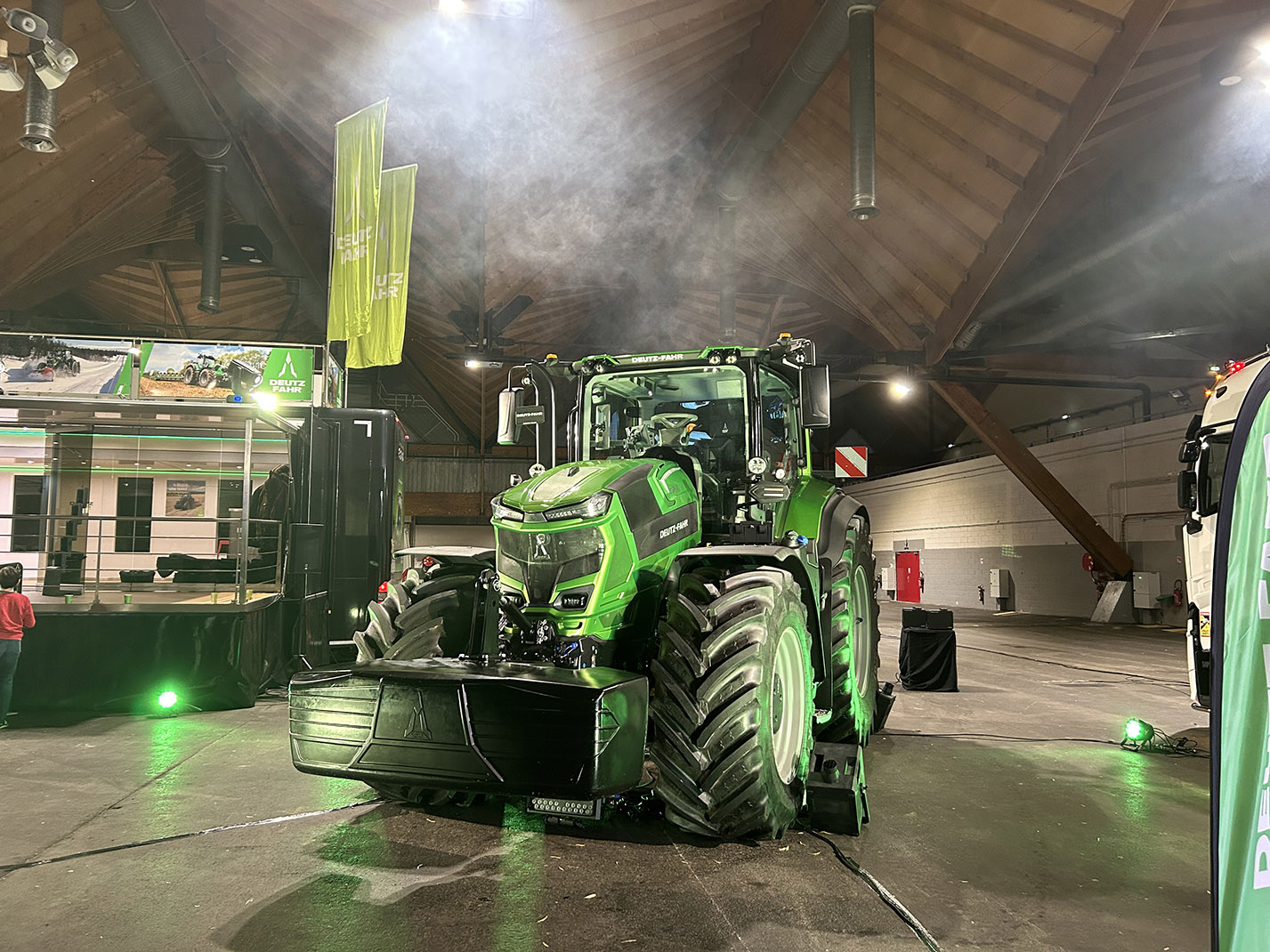 Le constructeur allemand Deutz-Fahr a présenté en avant-première ses nouveaux modèles de 313 et 340 chevaux. 