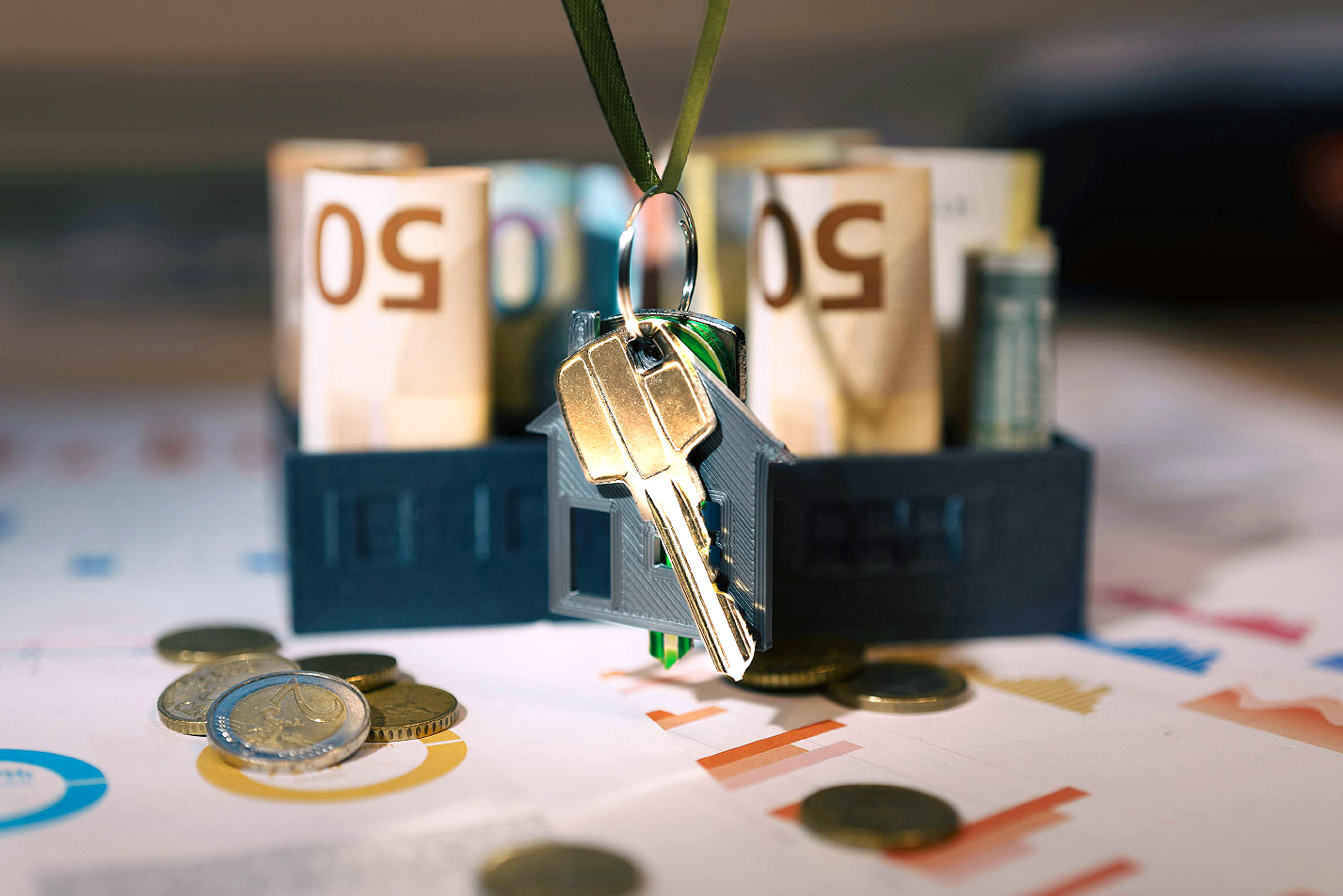 La loi de finances revenue à la case départ, les sénateurs la discutent actuellement, mais toujours sans savoir si les mesures envisagées seront applicables ou non.