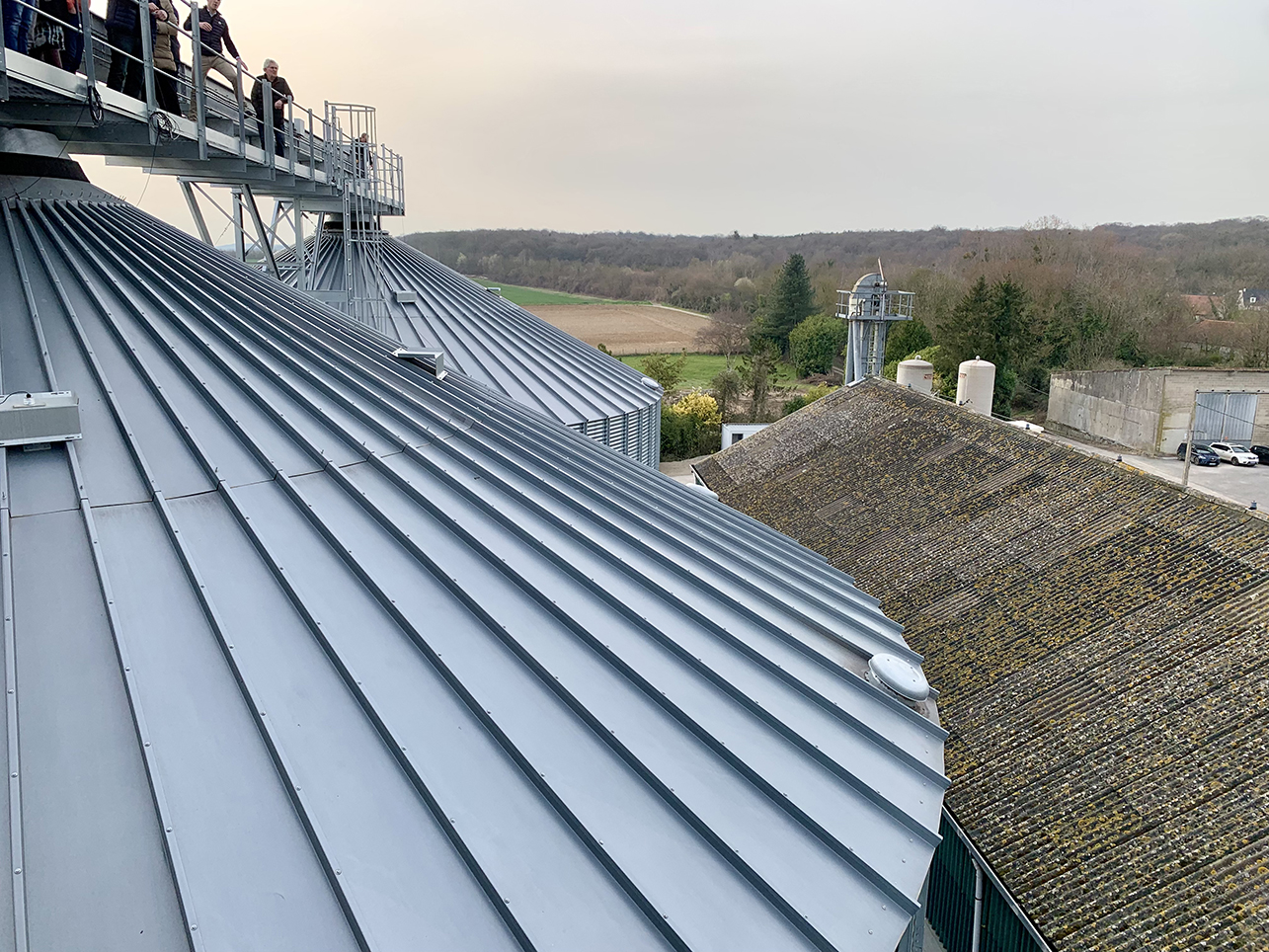 Dans ce silo, 11 500 tonnes grain peuvent être stockées, et le débit de chantier est «très élevé». 