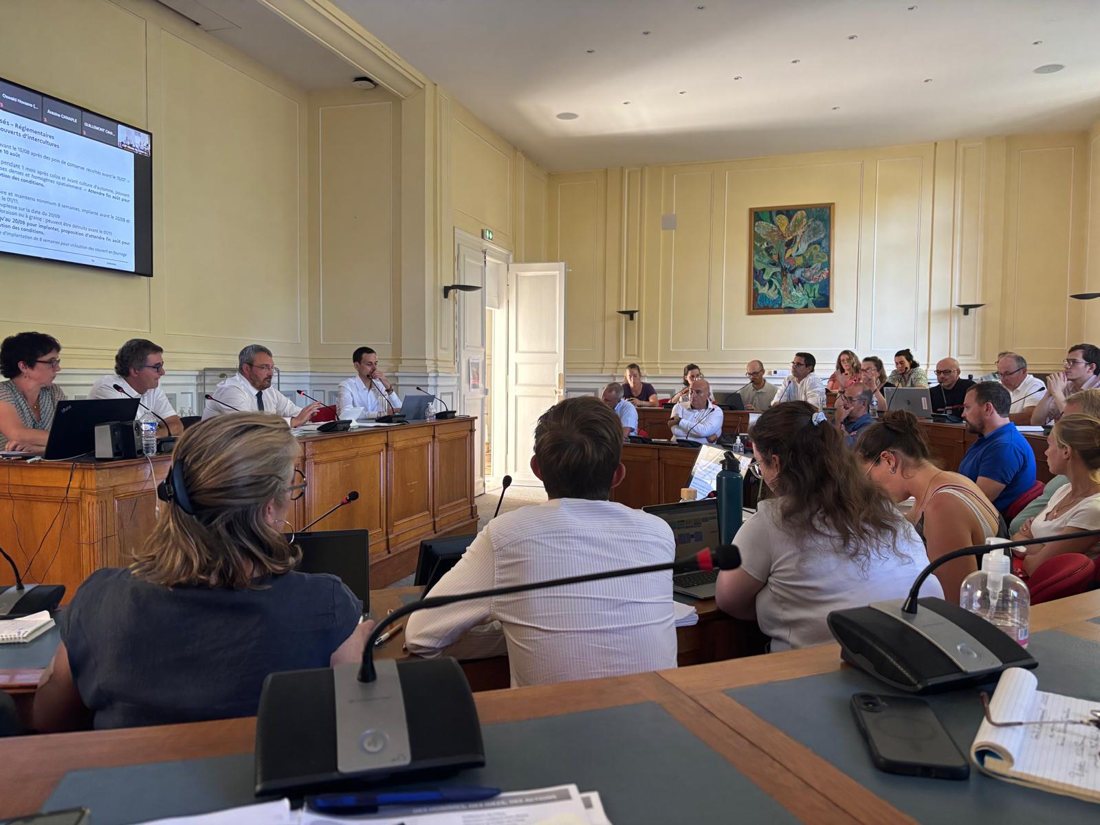 Réunion en préfecture le 12 août pour évoquer les demandes de la profession agricole face à la situation exceptionnelle.