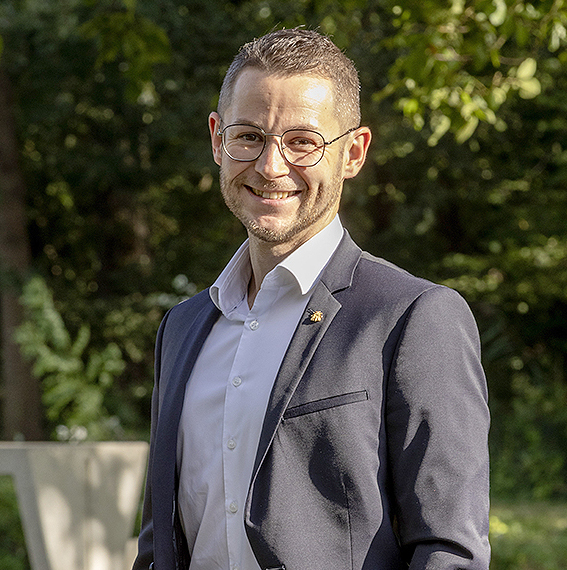 Damien Toumi, Rassemblement national. 