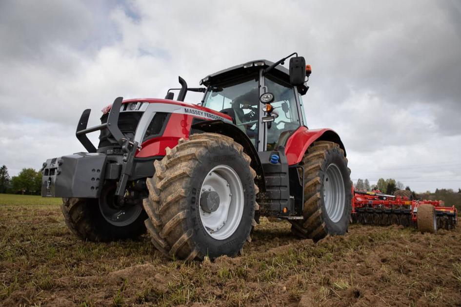 Massey Ferguson - Quatre tracteurs en finition Next Edition