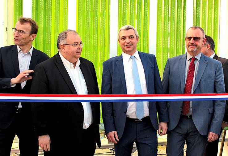 Philippe Choquet, directeur d’UniLaSalle, Olivier Girault, membre du conseil d’administration d’UniLaSalle, Aymeric Bourleau, vice-président de l’agglomé­ration du Beauvaisis représentant Caroline Cayeux, et Denis Pype, président de la commission  agriculture et agroalimentaire du Conseil régional des Hauts-de-France, représentant Xavier Bertrand.