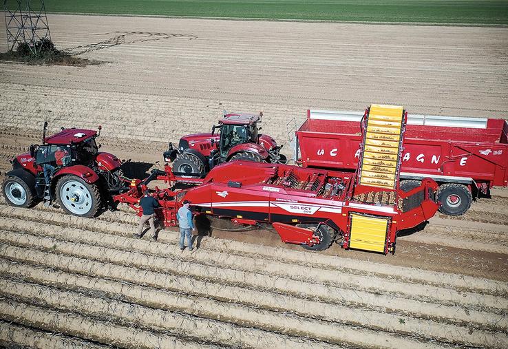 Pour Jean-Baptiste Chombart, chez Agri Santerre, «La Select 200 de Grimme a de quoi tenir ses promesses».