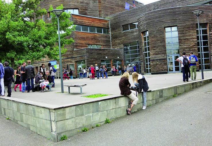 Des liens doivent être tissés entre lycées agricoles et lycées urbains pour faire connaître les réalités de l’enseignement agricole.