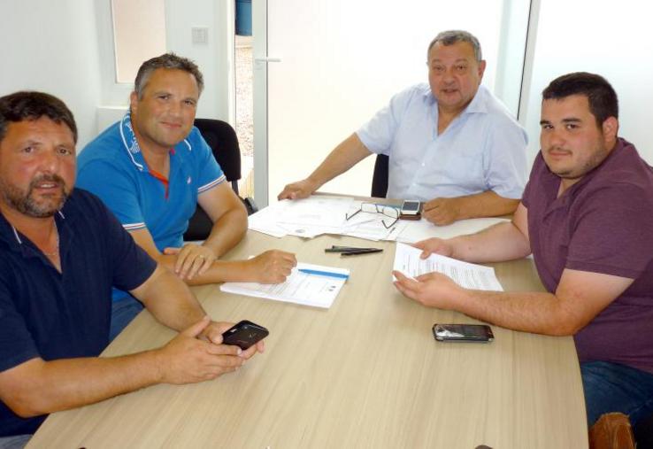 Jean-Claude Leclabart, représentant la majorité présidentielle, a rencontré les élus locaux FDSEA et JA.