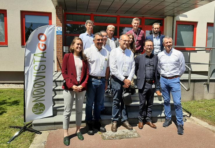 Le distributeur Lidl, la Chambre d’agriculture des Hauts-de-France, la coopérative Noriap et sa filiale Novial, le fabricant d’acides aminés Metex Noovistago ou encore le producteur d’insectes InnovaFeed sont associés depuis quelques mois dans une démarche de recherche d’alternatives au soja importé. 