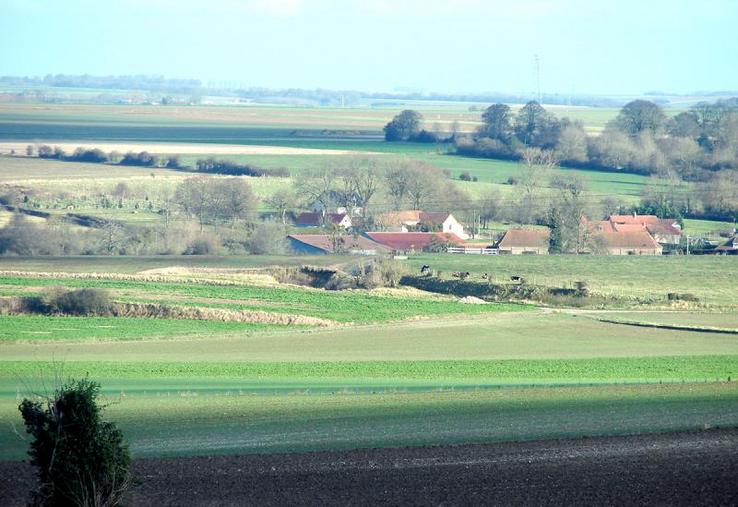 L’article 83 de la loi Egalim prévoit qu’à partir du 1er janvier 2020, soient régis les rapports des uns aux autres dans les campagnes, notamment dans les zones attenantes aux lieux habités.