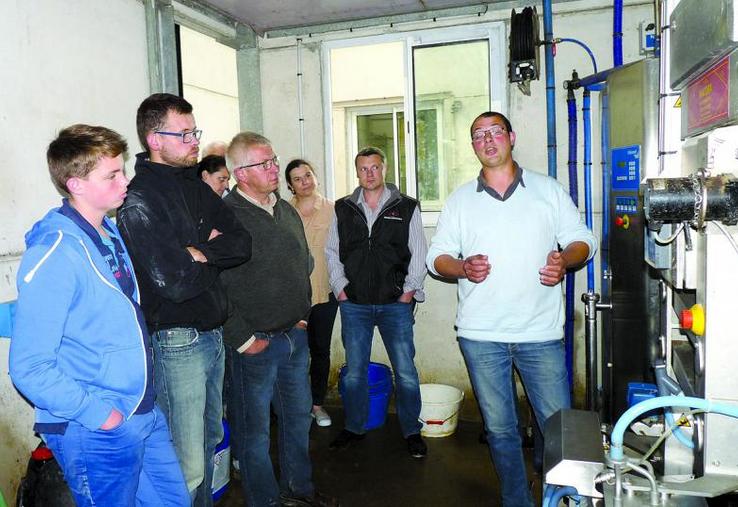 Le robot de traite permet de suivre la carrière de chaque vache laitière.