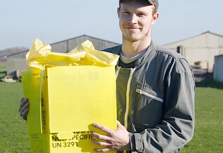 La collecte de déchets est importante pour Pierre Dumont. Elle lui permet d’être en phase avec la réglementation et de contribuer à la protection de la planète, mais aussi de véhiculer une image positive de l’élevage porcin. Une démarche qui suscite un vif l’intérêt de la part de ses collègues.