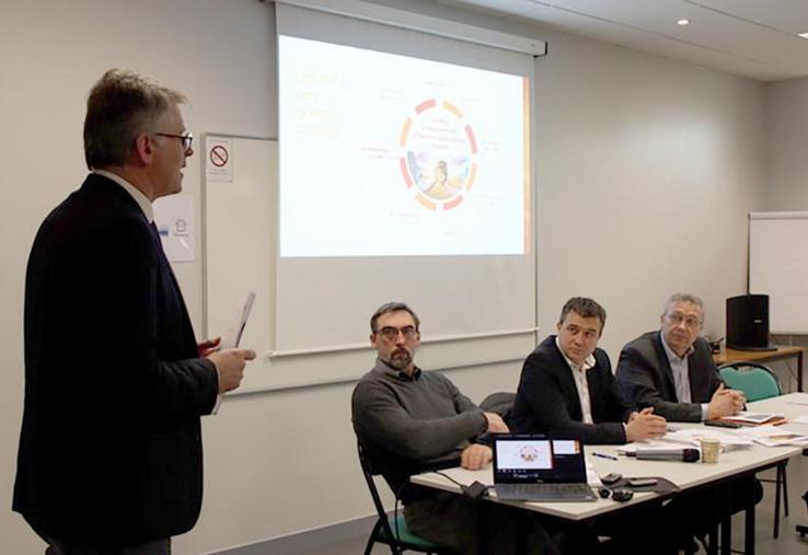 Philippe Heusele et Éric Thirouin (AGPB) sont venus à la rencontre de la FRSEA des Hauts-de-France et d’OPA, le 3 mars à Amiens.