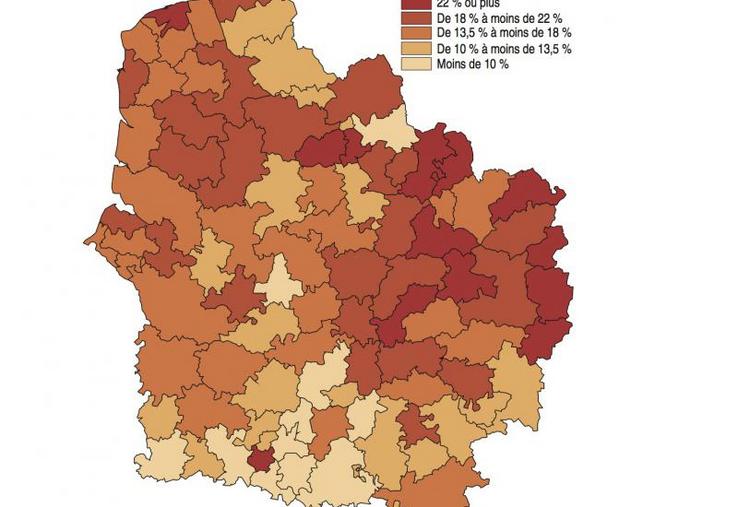 Certains territoires concentrent les phénomènes de pauvreté : le bassin minier, la Sambre-Avesnois, la Thiérache 
et le Saint-Quentinois, ainsi que les territoires urbains du littoral, comme le Calaisis, du Boulonnais ou de l’Abbevillois.