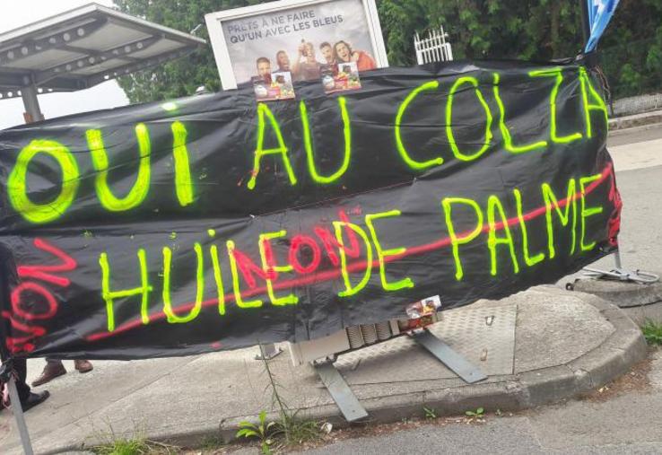 Dans la Somme, à Abbeville, la FDSEA a également mené des actions de blocage.