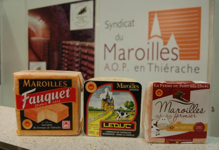 Depuis la mise en œuvre des mesures de confinement et la fermeture de la restauration hors foyer – y compris scolaire -, les ventes de Maroilles auraient en effet chuté de 40 à 90 % pour les entreprises qui le fabriquent.
