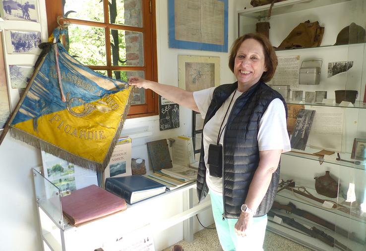 Le musée du souvenir des chasseurs alpins est le plus petit de France : moins de 9 m2. Véronique Du Passage l’ouvre tous les week-ends d’été. 