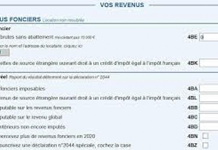 Le bailleur soumis de plein droit au régime micro-foncier lorsque ses recettes  ne dépassent pas 15 000 E peut opter pour la déclaration réelle. Le choix  du micro-foncier ou de la déclaration réelle se fait souvent en fonction  des charges à déduire. 