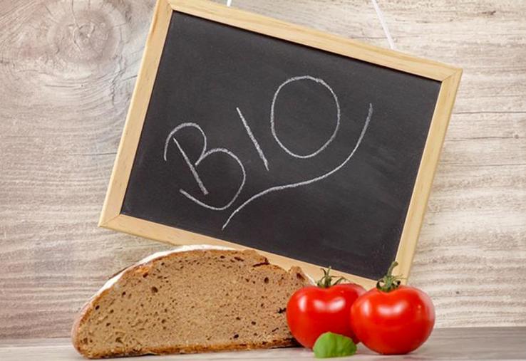 La part des nouveaux consommateurs de produits biologiques (depuis moins d’un an) enregistre également 
une belle progression, ce qui témoigne d’un changement des habitudes alimentaires.