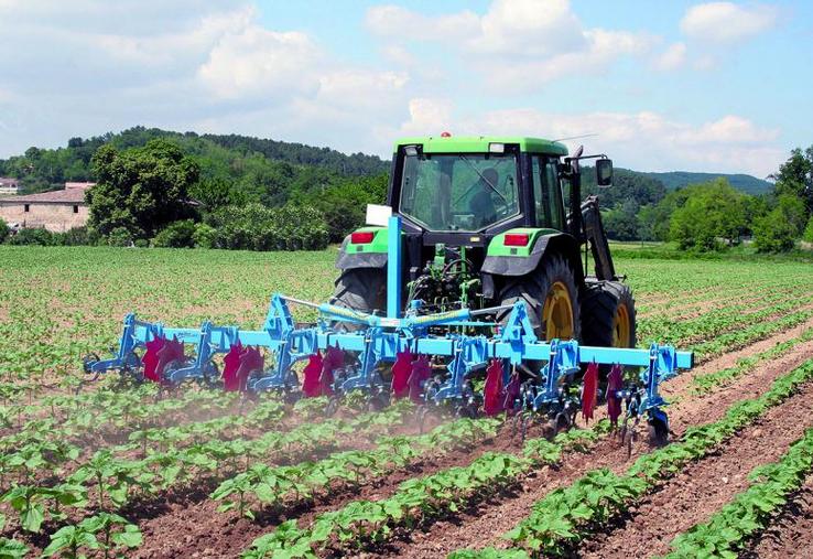 Pour un travail précis à grande vitesse, les capteurs optiques ou des palpeurs sont indispensables.