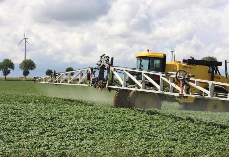 Aujourd’hui, 100 % des parcelles sont traitées contre le mildiou. Le zéro phyto est estimé «impossible aujourd’hui, mais il existe des pistes de travail».
