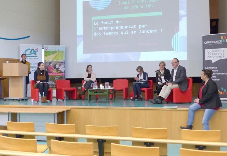 Les experts, de g. à dr. : Colette Duchateau, JA80 ; Julie Sierakowski, conseil régional, Isabelle Aslahé, chambre d’agriculture 80 ; Delphine Boubert, Crédit agricole Brie Picardie ;  Jean-Pierre Deray, Cerfrance Picardie Nord de Seine ; Stéphanie Darras, Initiative Somme France active.