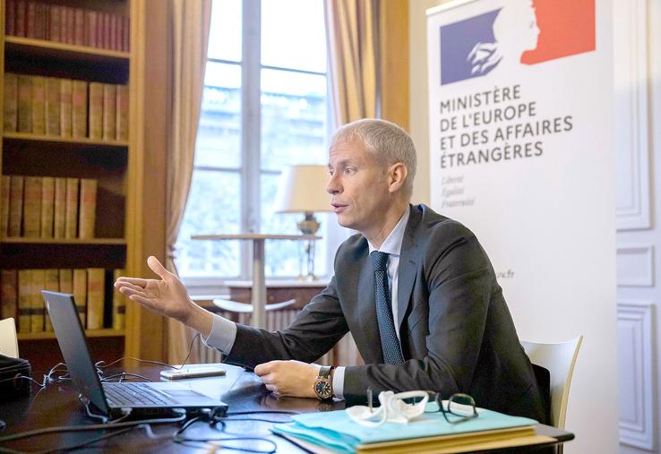 Franck Riester : «Il faut donner à nos producteurs la possibilité de jouer à armes égales avec les autres producteurs,  d’où notre obsession d’avancer sur les clauses miroir.» 