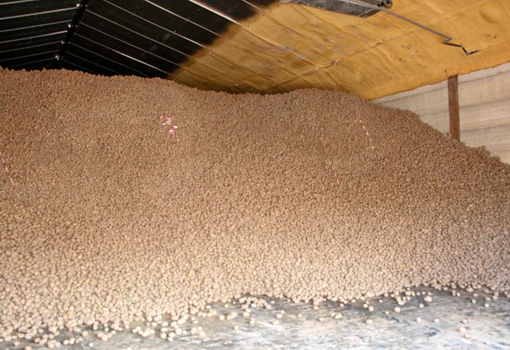 Il est primordial de poursuivre le nettoyage des bâtiments pour éliminer toutes les traces de CIPC encore présentes.