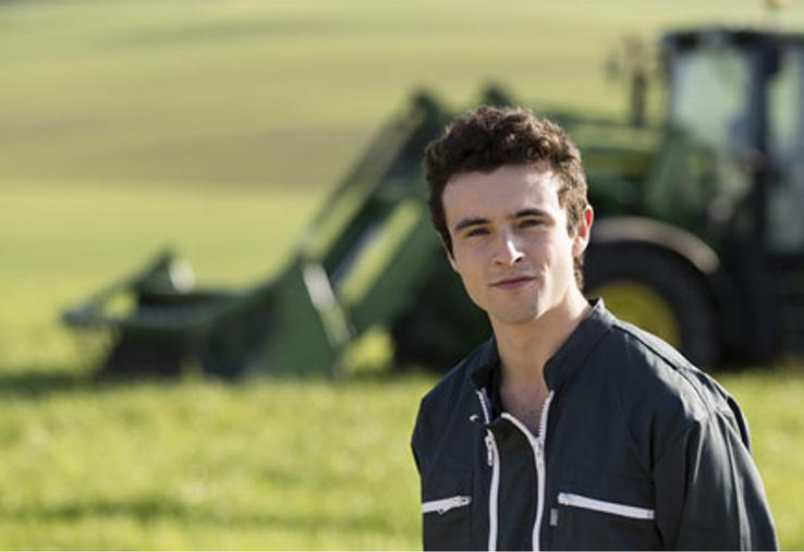 Les jeunes agriculteurs peuvent bénéficier de mesures de réduction de cotisations et d’impôt sur le revenu ou foncier sous certaines conditions.