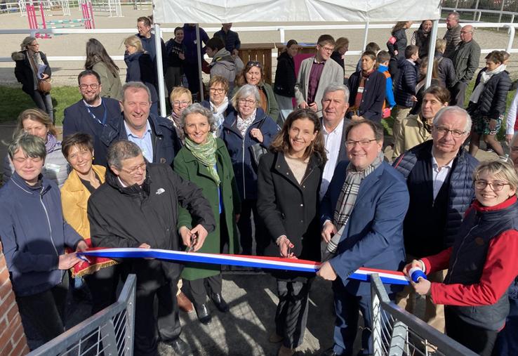 Inaugurée lors des portes ouvertes de l'Institut de Genech samedi 18 mars, la Maison du cheval permet de réunir sur un même site enseignements pratiques et théoriques. 