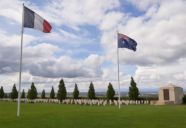 En plus d’être un lieu de mémoire et de commémoration, le centre Sir John Monash permet de mieux comprendre l’implication de l’Australie dans la Première Guerre Mondiale par un parcours de visite qui ne laisse pas indifférent. 