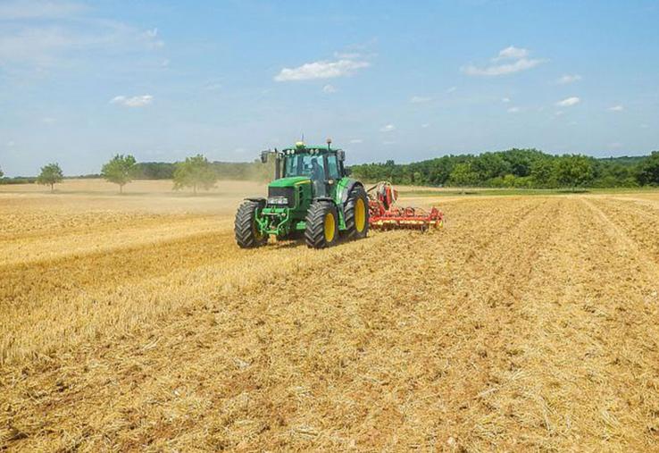 Afin de limiter les risques de lixiviation des nitrates durant la période pluvieuse à l’automne, la couverture des sols est toujours obligatoire pour toutes les parcelles en zone vulnérable.