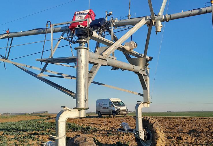 La VRI de précision Zimmatic permet de piloter l'irrigation buse à buse avec une précision au mètre carré. Tout est pilotable à distance via l'application Fieldnet. 