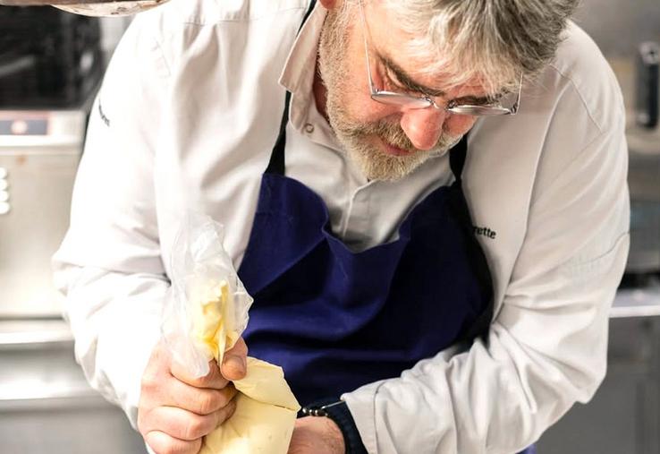 Frédéric Barette a ouvert son restaurant Les Orfèvres à Amiens il y a dix ans. 