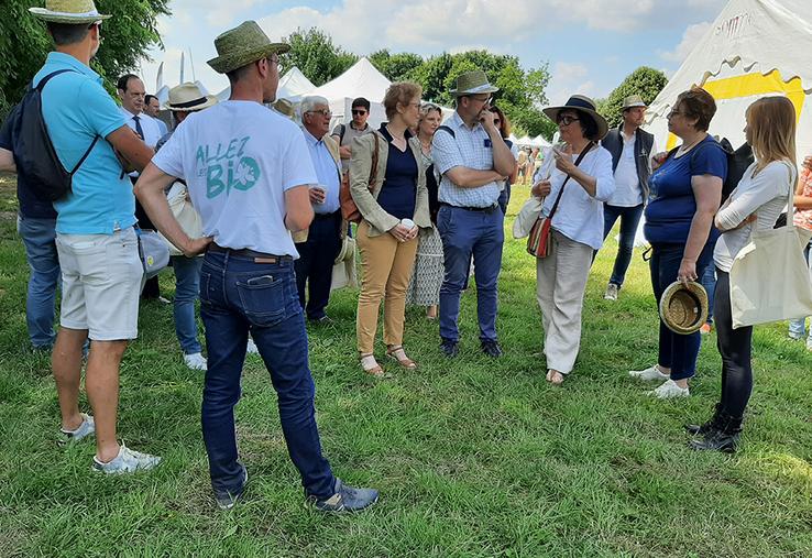 À l’occasion de Terr’eau bio, élus, agriculteurs et institutions ont affirmé  leur soutien à un modèle vertueux en quête de reconnaissance et de valorisation.  