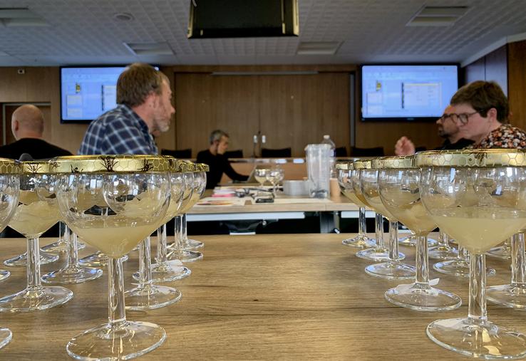 Les jurés de la commission d’examen organoleptique, qui aura lieu le 28 octobre, sont spécifiquement formés  à la reconnaissance d’un «vrai» miel de tilleul de Picardie. 