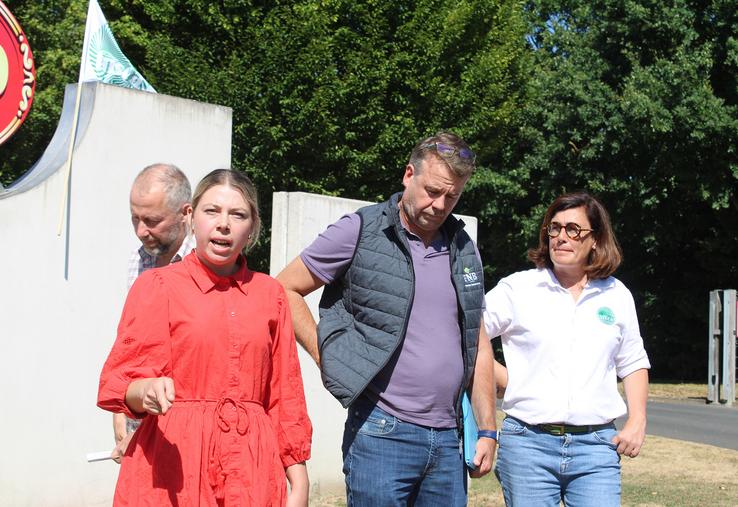La délégation reçue par le groupe Bigard lors de la mobilisation mardi 28 juillet à Feignies. 