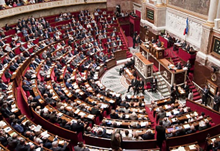 Députés et sénateurs ont adopté, les 20 et 21 juillet, le texte de loi d’urgence agricole sur la base du texte issu d’une commission mixte paritaire.