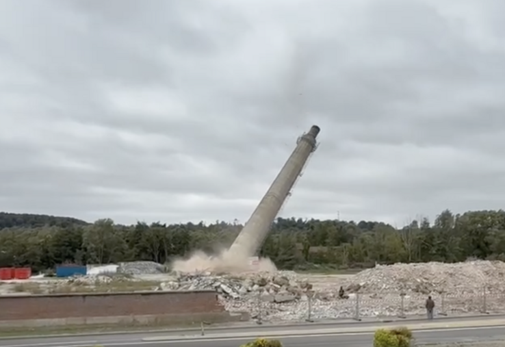 sucrerie de Beauchamps démolition cheminée