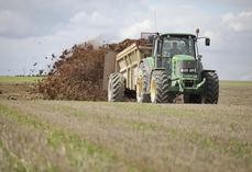 Le statut de micro-entrepreneur n’est pas compatible avec les travaux agricoles.