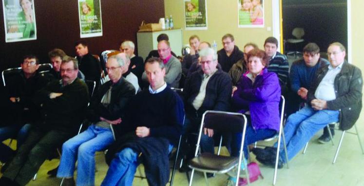 Les participants ont réélu Hubert Joly à la présidence du canton d'Oisemont.