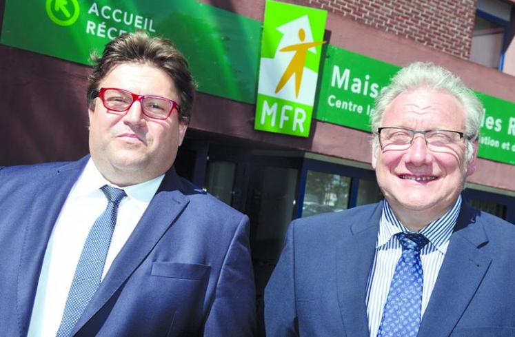 De gauche à droite : Philippe Poitel, le nouveau directeur de la Fédération régionale des Maisons familiales rurales
Hauts-de-France, et Pierre-André Leleu, qui occupe également ce poste jusqu’au 1er septembre prochain.