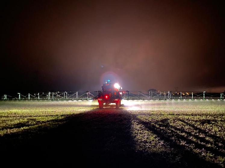Selon Franck Vasseur, de la société SDP, «adjuvants et qualité de pulvérisation ne vont pas l’un sans l’autre».  Et pour cause, «l’adjuvant va renforcer les propriétés du produit phytosanitaire que l’on va utiliser». 