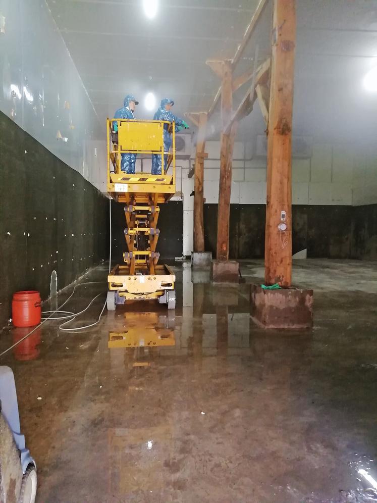 La période de l’intercampagne est propice pour nettoyer et désinfecter locaux et matériels.