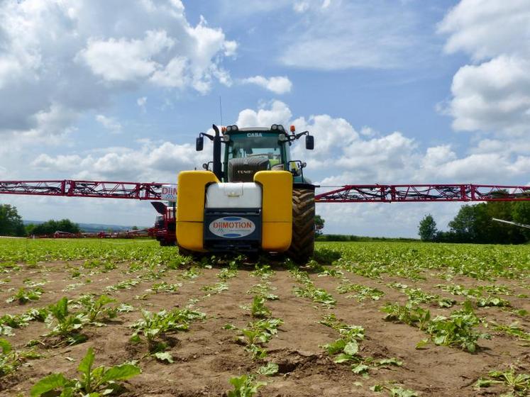 Un prototype de pulvérisateur PiiX Dual de Diimotion, une première mondiale qui permet de réduire les doses grâce 
à l’injection directe, sera utilisé à la ferme 3.0 dès juin. 