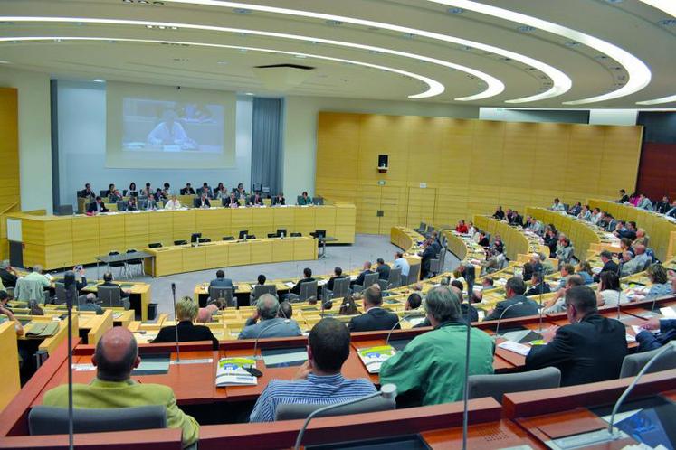 L’hémicycle du siège du Conseil régional a fait salle comble, le 10 juin, pour les Etats généraux de l’élevage.