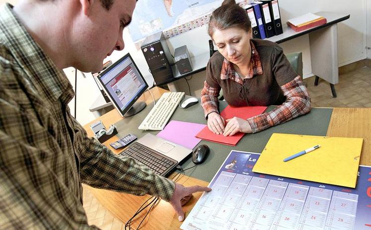 Souvent, les associés non exploitants font partie de la famille proche de l’exploitant, comme l’épouse.